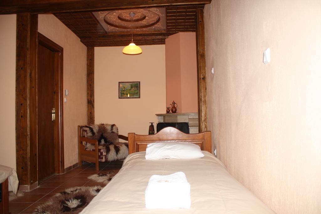 Guesthouse To Spiti Τou Gakou Nestorion Room photo